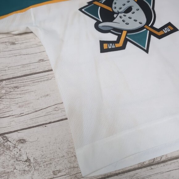 Vintage CCM  NHL Anaheim Mighty Ducks Jersey Boys Size L/XL - Picture 2 of 7